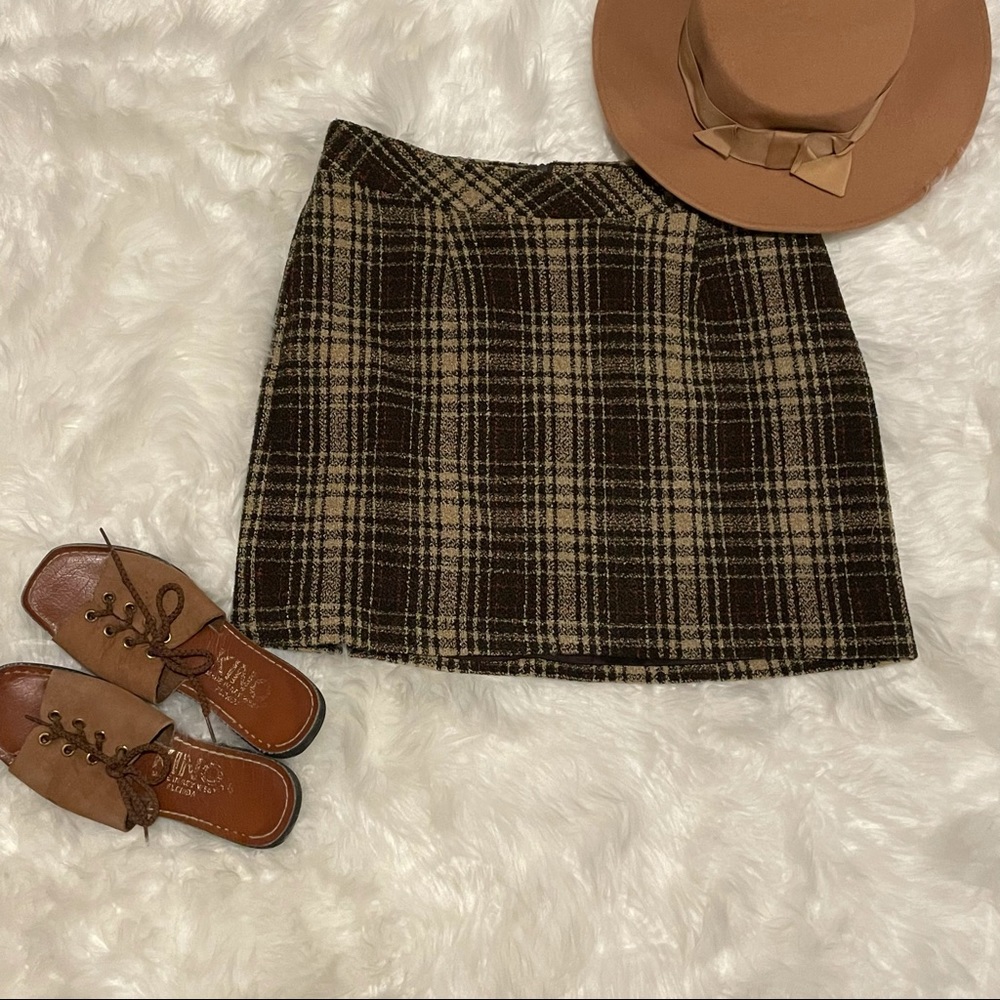 *Vintage* BCBG Paris Plaid Mini School Girl Skirt
